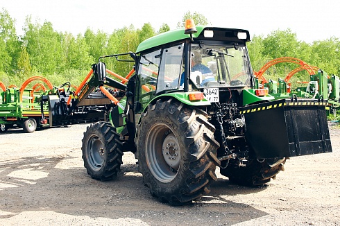 Короб-противовес к трактору DEUTZ-FAHR Agrolux 4.80